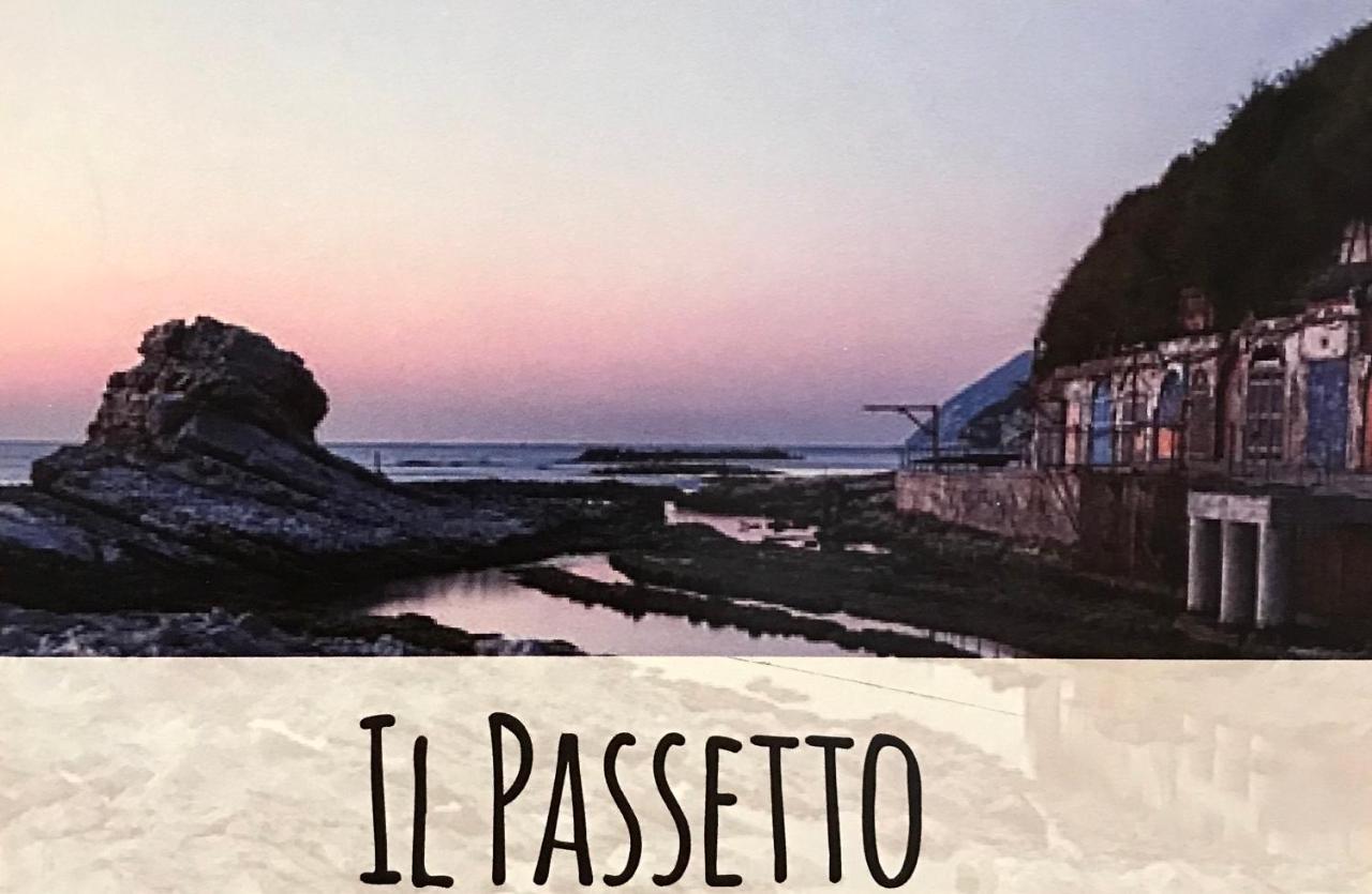 B&B Il Poeta Sul Mare Ancona Bagian luar foto