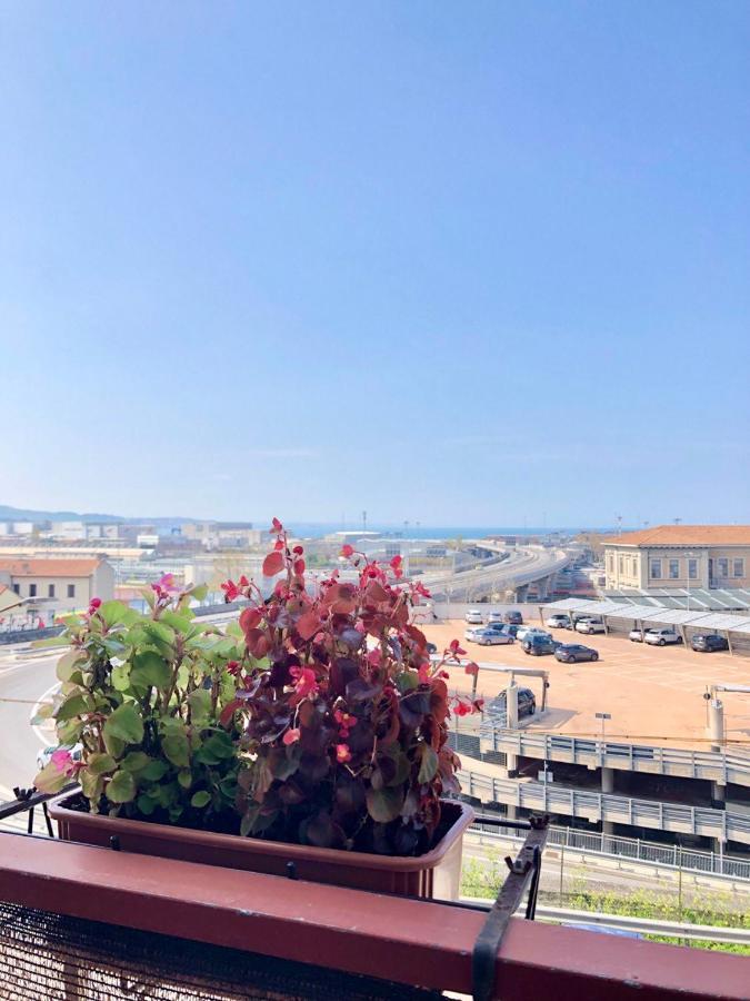 B&B Il Poeta Sul Mare Ancona Bagian luar foto