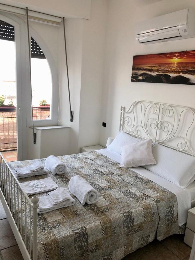 B&B Il Poeta Sul Mare Ancona Bagian luar foto